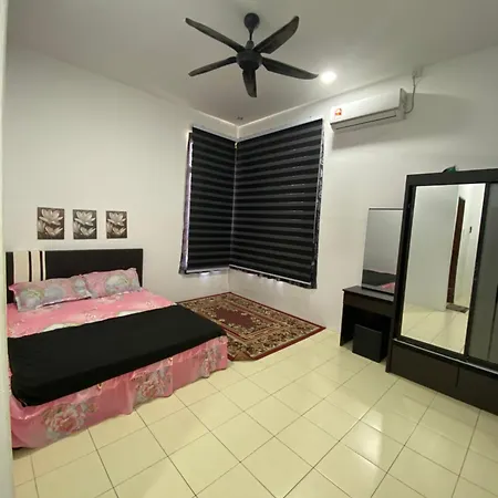 Ikhwan Homestay Cherating Kampong Baharu  Exterior photo